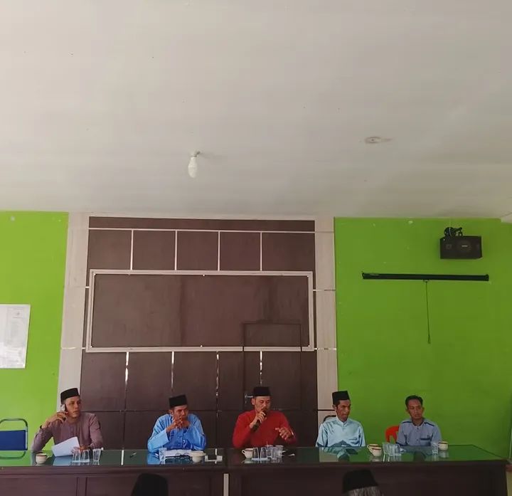RAPAT PERSIAPAN PELAKSANAAN DAN KEGIATAN 17 AGUSTUS YANG Ke-81